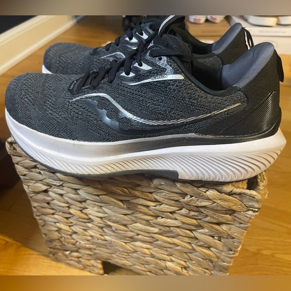 Saucony Shoes - SAUCONY WOMENS ECHELON 9 POWER RUNS 8.5W
